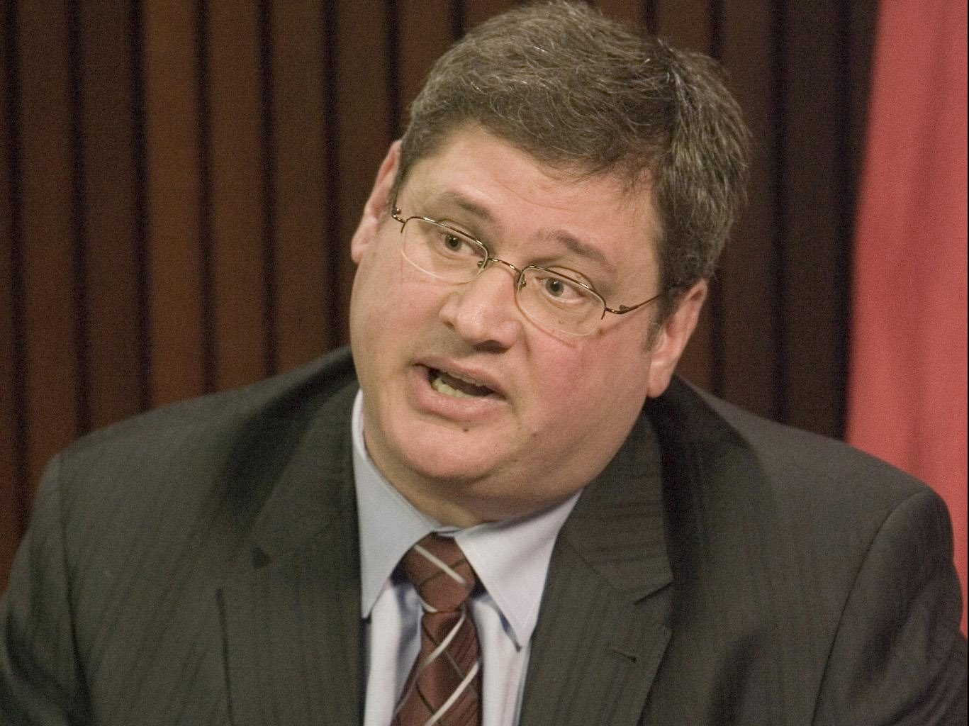 Unique FM Actualités L'ancien ministre libéral de la Santé David