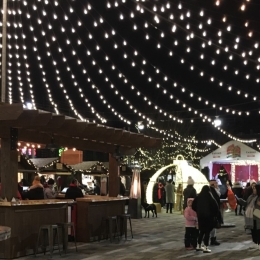 Le marché de Noël d'Ottawa a ouvert ses portes vendredi 25 novembre